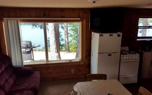 Tomahawk House | Remote Cabin Vacation Rental on Beautiful Somo Lake, Wisconsin