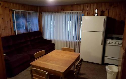 Tomahawk House | Remote Cabin Vacation Rental on Beautiful Somo Lake, Wisconsin