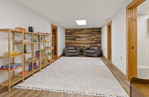 North Coventry Township Cabin | Remote Cozy Getaway in the Woods