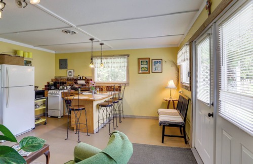 Bourbon Cottage | Remote Missouri Getaway w/ Grill & Fire Pit!