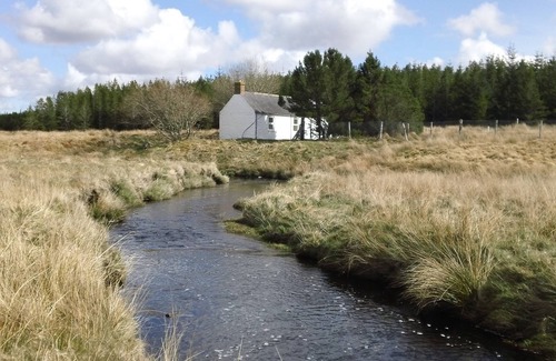 Halkirk House | Remote pet friendly wilderness of Caithness - Free Fishing