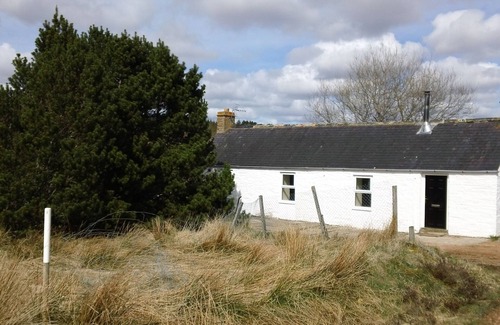 Halkirk House | Remote pet friendly wilderness of Caithness - Free Fishing