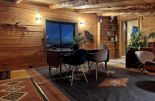 Paonia House | Remote privacy minutes to town