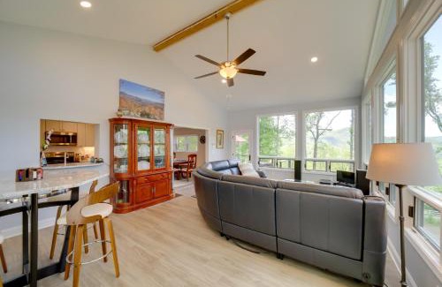 Franklin House | Remote Smoky Mtn Escape with Views and Trail Access!