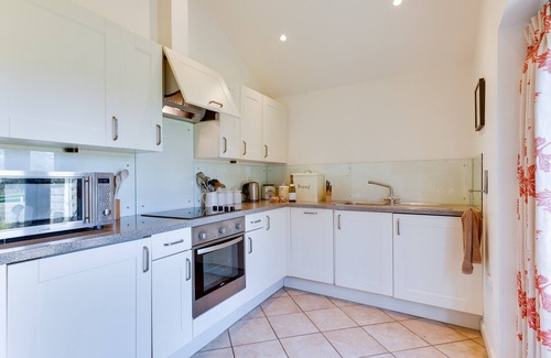Hethel House | Remus - Two Bedroom House, Sleeps 4