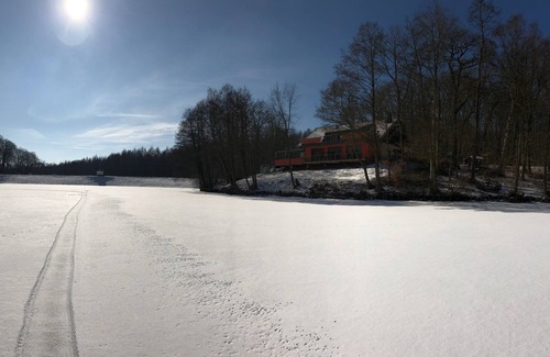 Sangerhausen Apartment | Rental-Deluxe-Private Bathroom-Lake view-Seeperle