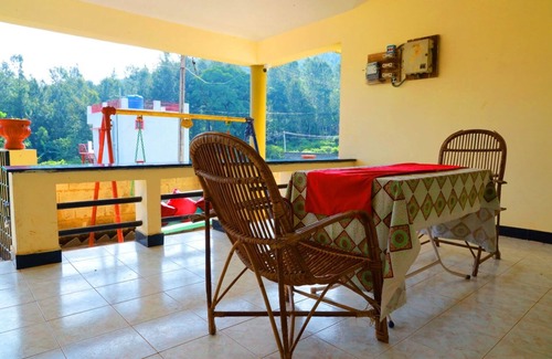 Manjakuttai Villa | Rena Home Stay