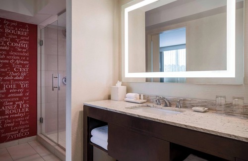 South Baton Rouge Hotel | Renaissance Baton Rouge Hotel
