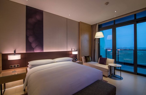 Long Hua Hotel | Renaissance Haikou Hotel