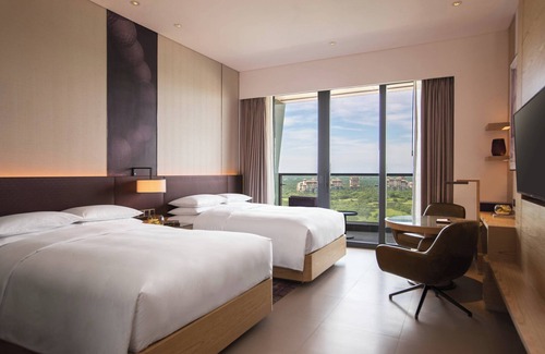 Long Hua Hotel | Renaissance Haikou Hotel