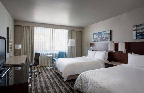 Downtown Long Beach Hotel | Renaissance Long Beach Hotel Guest Room 2 Double