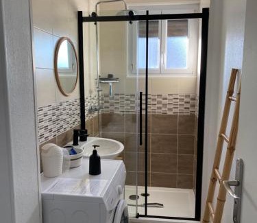 Carentan House | Renardeau