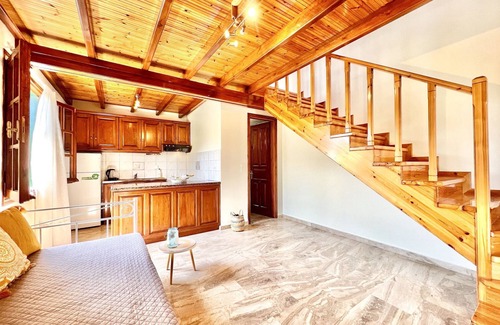 Roda Apartment | Renas Maisonette 1 near Roda