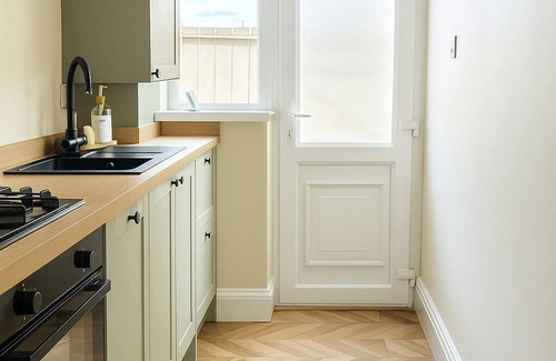 Cullercoats House | Rena’s Seahaven Cottage