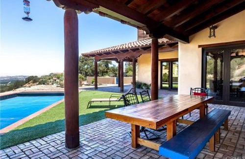 Templeton House | Renata's Retreat