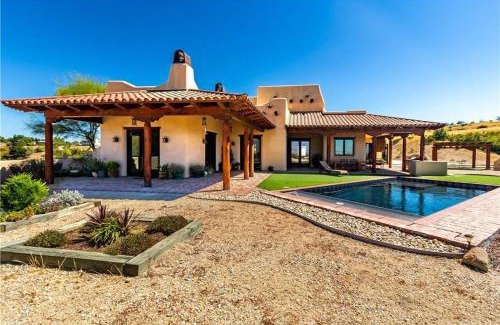 Templeton House | Renata's Retreat