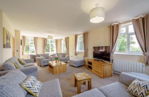 Shobdon House | Renchers Farmhouse