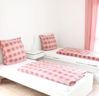 Oehringen Apartment | Rendel-Apartments by Bismarck Hostel Öhringen