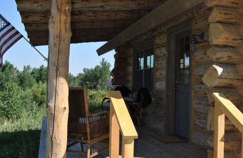 Roberts Cabin | Rendezvous Cabin @ Paris Montana® on Rock Creek