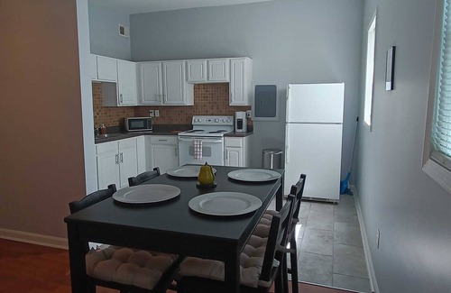 Doraville House | Renew Apartment Duplex, families couples or singles for vacation or work
