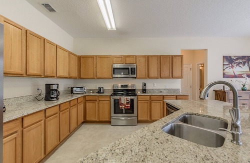 Windwood Bay House | Renewed luxury property 20 min from Disney and major parks