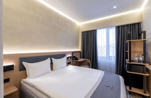 Almaty Hotel | Renion City Hotel