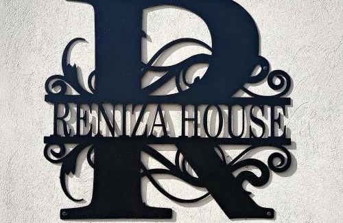 Kymi-Aliveri Apartment | Reniza House