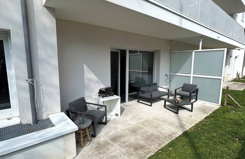 Francisco-Ferrer - Vern Apartment | Rennes center: luxury T2 with garden and secure parking
