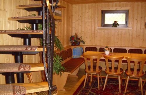 Tabarz House | Rennsteighütten