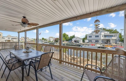 Ship Bottom House | RENO’D Beach Heaven West waterfront Lagoon with dock 2 decks Walk to bay beach