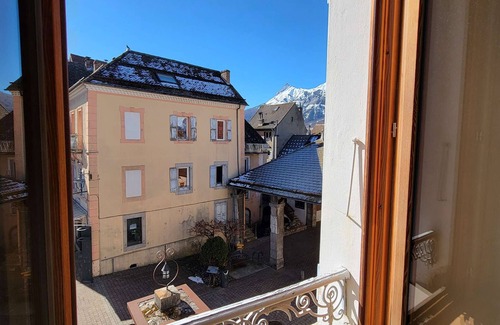 Saint-Bonnet-en-Champsaur Apartment | Renovated T2 Apartment - 2 Pers - St Bonnet Center