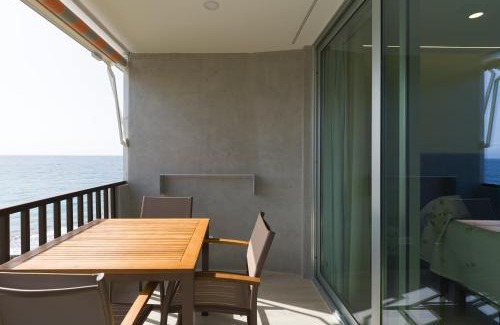 Playa del Aguila Apartment | RENOVADO APARTAMENTO 1º LINEA DE MAR