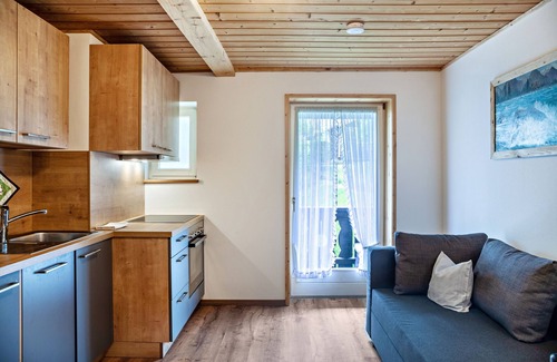 Bad Kohlgrub Apartment | Renovared Apartment "Lengdobler - Leni" with Mountain View, Balcony & Wi-Fi