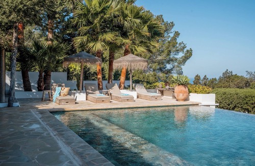 Sant Josep de sa Talaia Villa | Renovated finca, swimming pool, terrace and garden, sea and sunset views