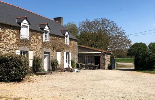Saint-Meloir-des-Ondes House | Renovated 17th century house with large garden, quiet, close to beaches