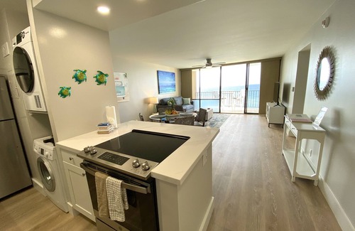 Kahana Condo | Renovated 03/23! Direct Oceanfront Condo with 2 Master Suites!