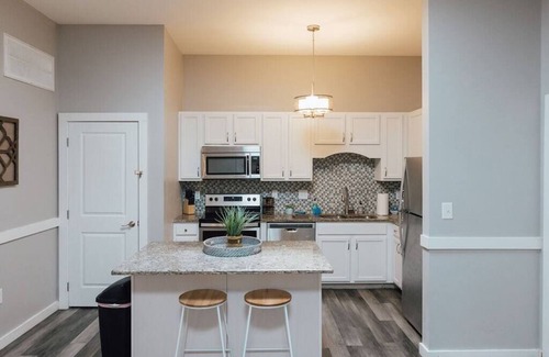 Johnson City Apartment | Renovated 1 Bed Apartment in Downtown