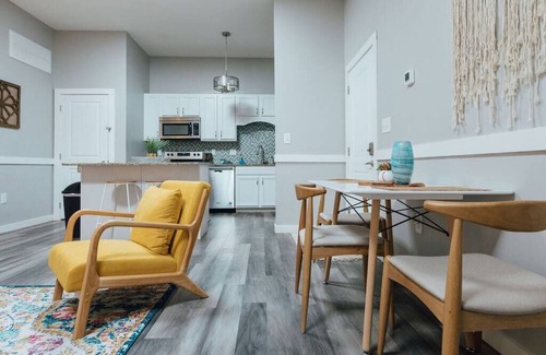 Johnson City Apartment | Renovated 1 Bed Apartment in Downtown