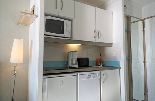 Cannes La Bocca Apartment | Renovated 1-Bedroom Apartment Cannes, beach, pools, private parking