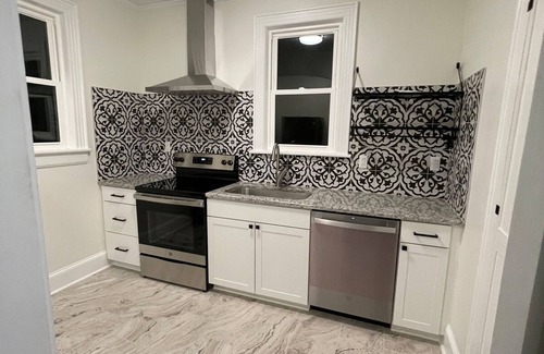 Forest Hills Apartment | Renovated 1 Bedroom in Forest Hills - A