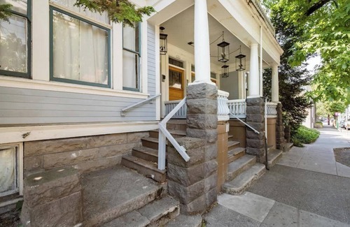 Uptown Apartment | Renovated 1BR Historic Charm Great Locale