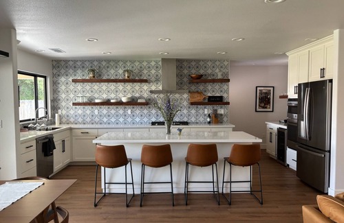 Lodi House | Renovated 2 bedroom in a great West End location.