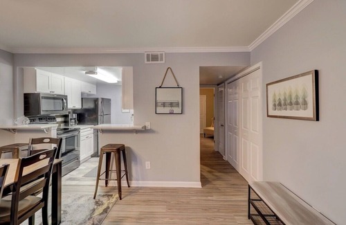 Palmetto Dunes Cottage | Renovated 2BR Hilton Head Home Walk to Shops