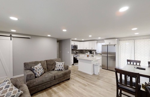 Hays House | Renovated 3bed 1bath home that comfortably sleeps up to 8 guests!