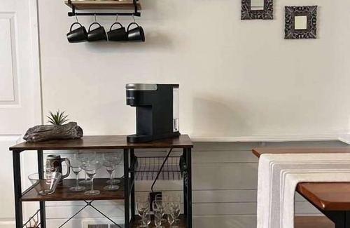 Madison Heights House | Renovated 3BR Home w/Parking & Pet-Friendly