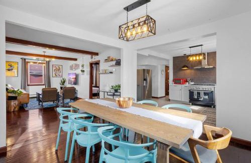 Atlantic City House | Renovated 5BR 2BA AC Quiet Retreat Home