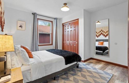 Atlantic City House | Renovated 5BR 2BA AC Quiet Retreat Home