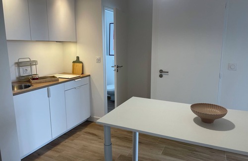 La Guyonniere Apartment | Renovated and comfortable gîte in a historic location, planted with trees and animals
