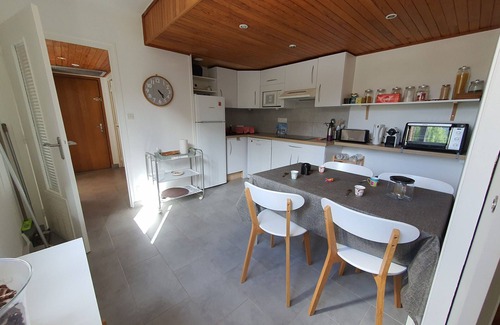 La Salle-les-Alpes Apartment | Renovated apartment · Near slopes · Comfortable for 4 people