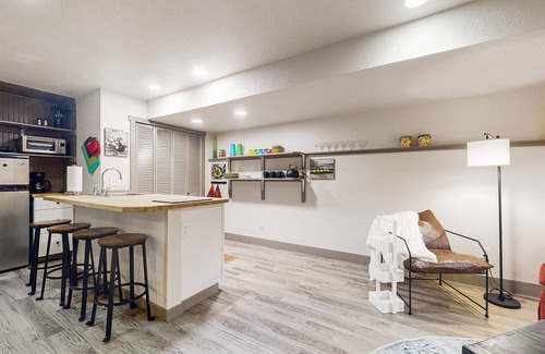 Greeley Apartment | Renovated apartment by 40-acre park with central AC, washer/dryer, & kitchenette